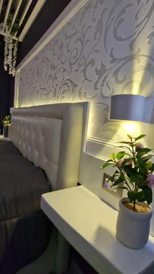 Samsara & Nirvana Suite Katanya Dış mekan fotoğraf